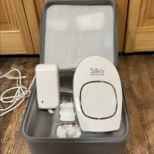 Silk'n BellaFlash Pro Hair Removal Device